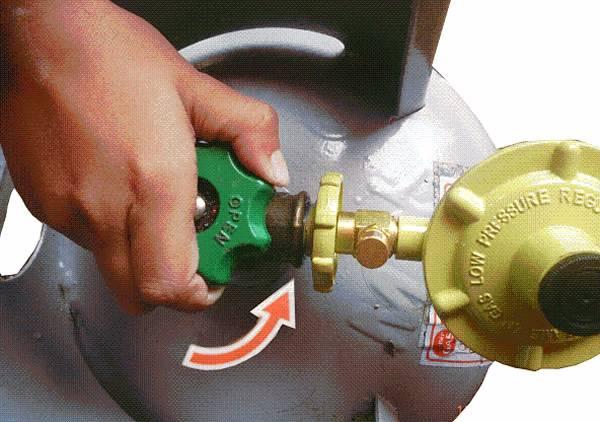 Hướng dẫn cách kiểm tra van gas, dây dẫn gas